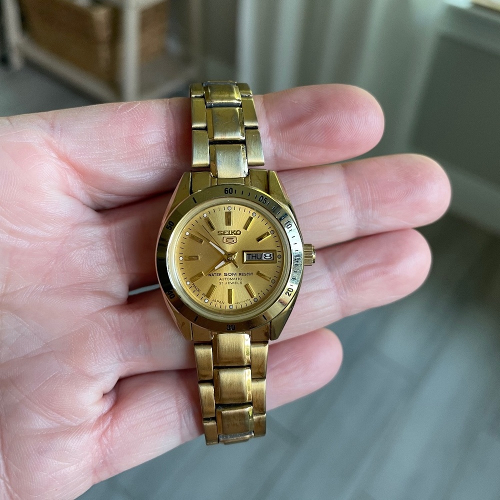 Seiko Watch (9d0052)